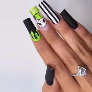 Press on nails